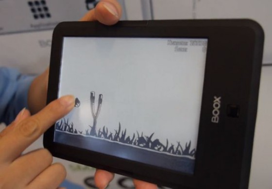 Angry Birds na urządzeniu z ekranem E ink