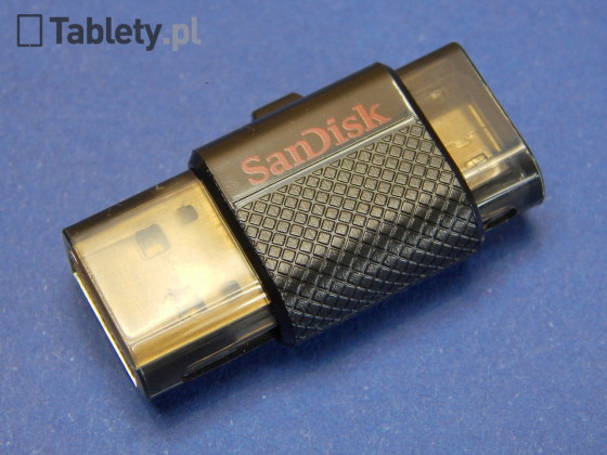 SanDisk Ultra Dual USB Drive 02