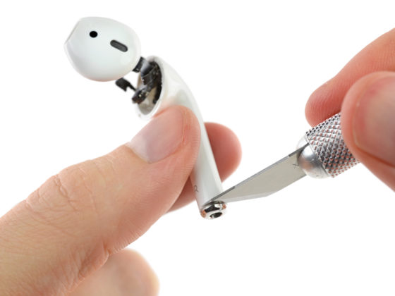 Apple AirPods iFixit