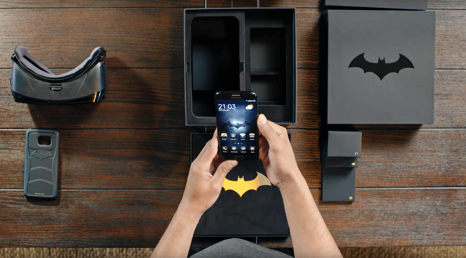 Samsung Galaxy S7 edge Injustice Edition