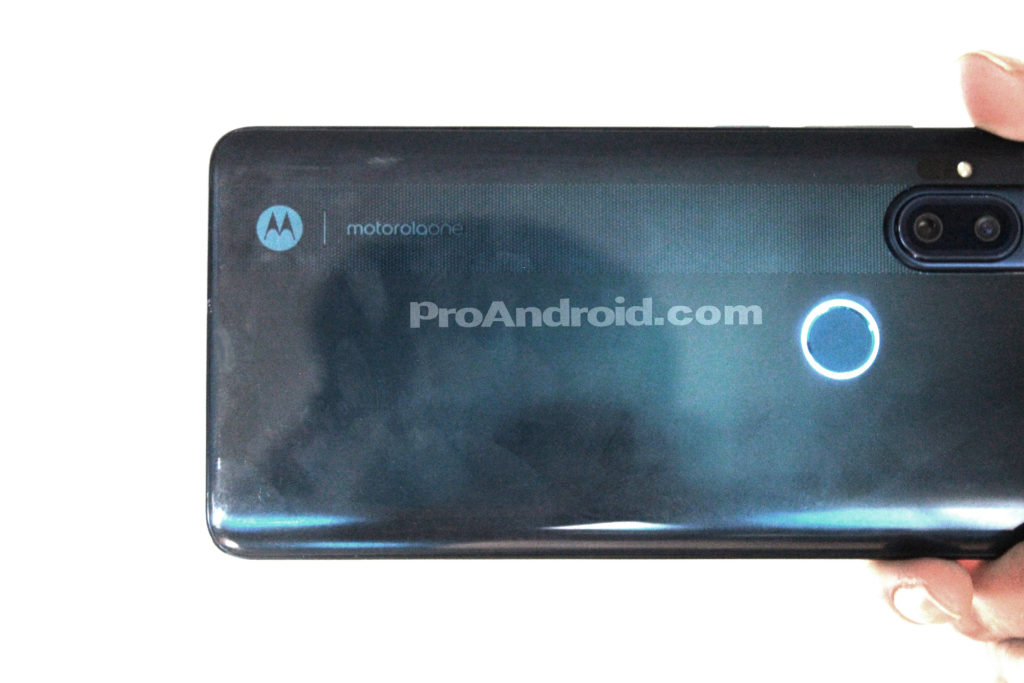 Motorola One plotki przecieki wycieki specyfikacja techniczna Moto