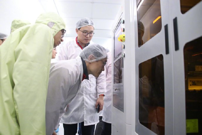 Xiaomi Mi 9 Pro 5G smartfon linia produkcyjna dział badawczo rozwojowy R&D