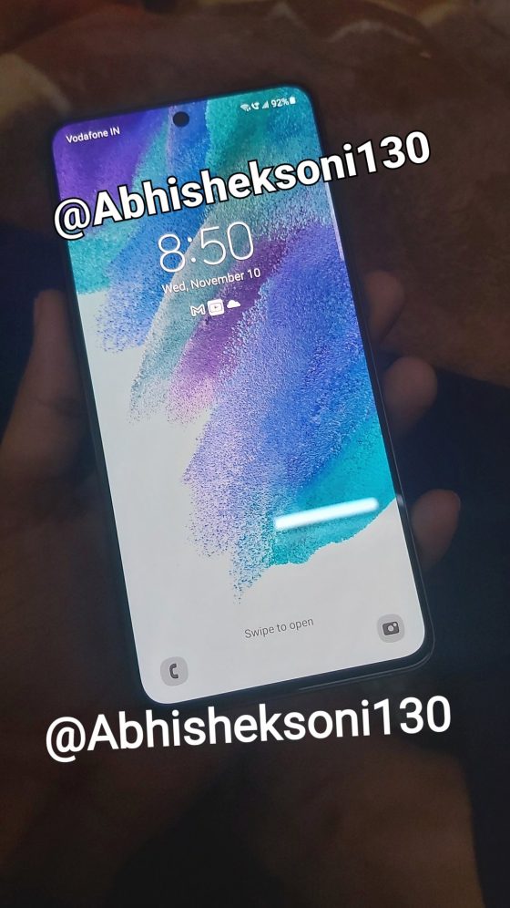 zdjęcia Samsung Galaxy S21 FE plotki przecieki wycieki wygląd na żywo smartfon