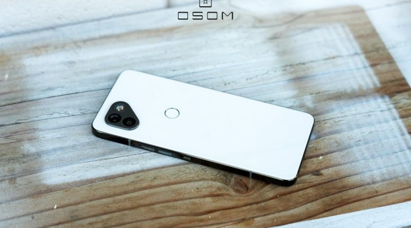 smartfon Osom OV1 cena specyfikacja techniczna Essential PH-1